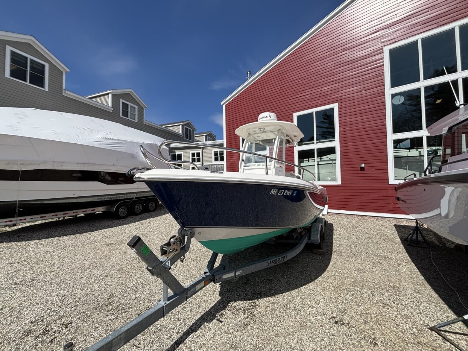 2011 Everglades Everglades 230 CC