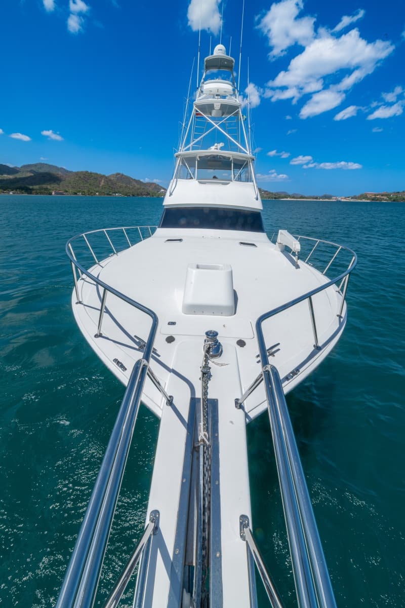 2005 Viking 61 Convertible - Photo 76