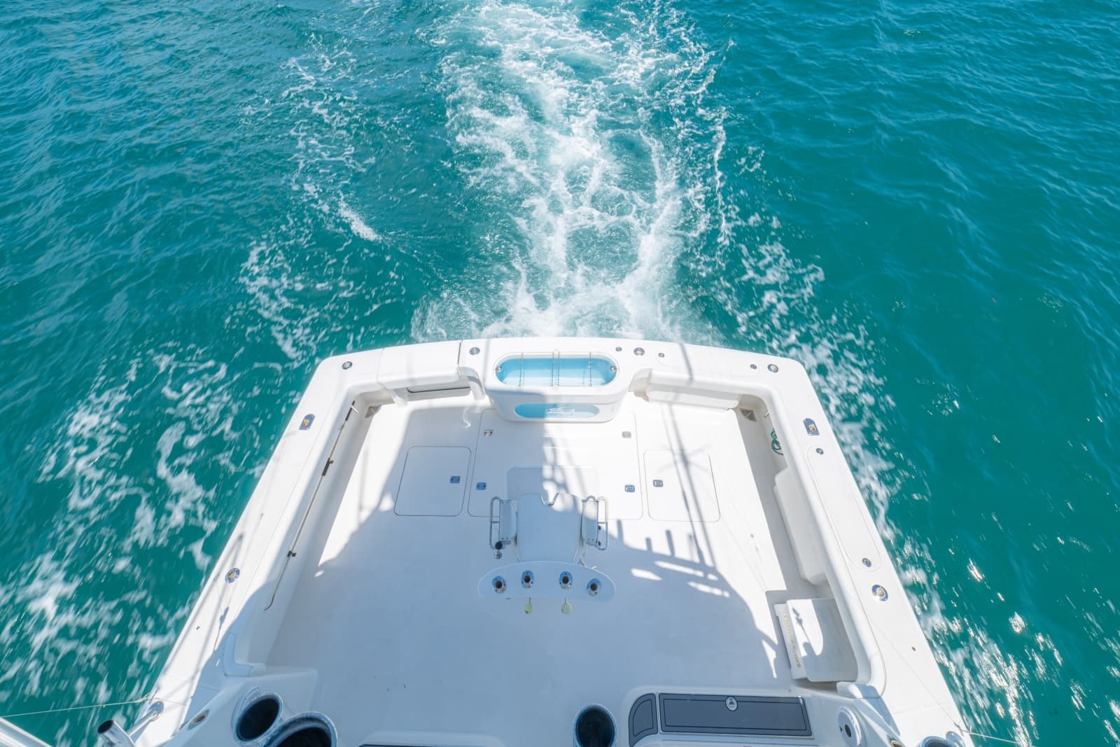 2005 Viking 61 Convertible - Photo 57
