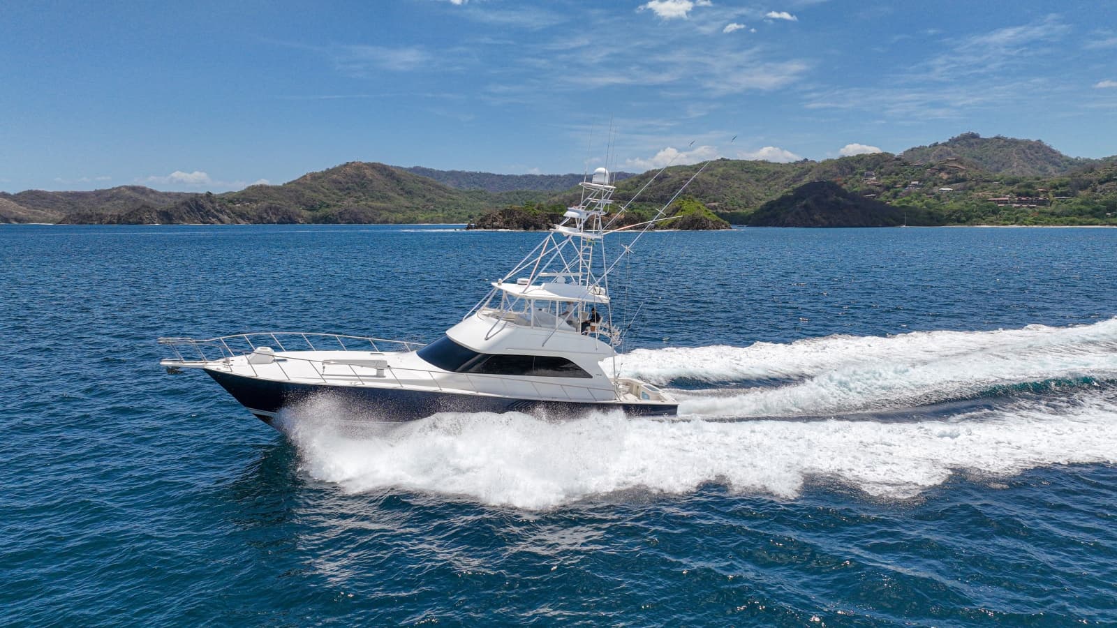 2005 Viking 61 Convertible - Photo 94