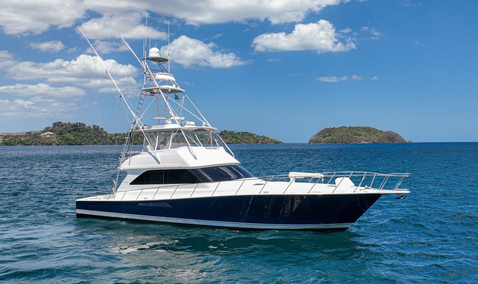 2005 Viking 61 Convertible - Photo 79