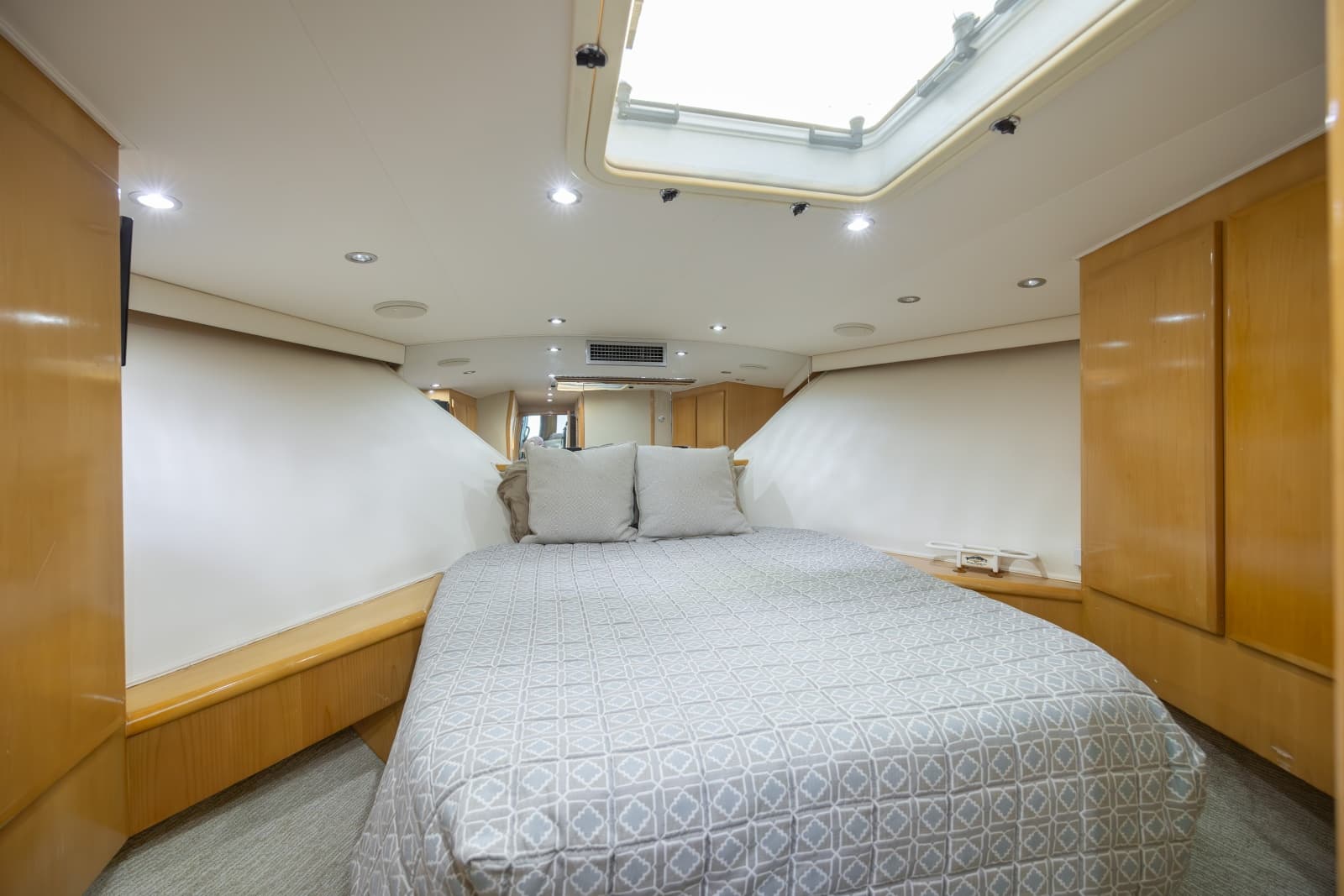 2000 Hatteras 50 Convertible