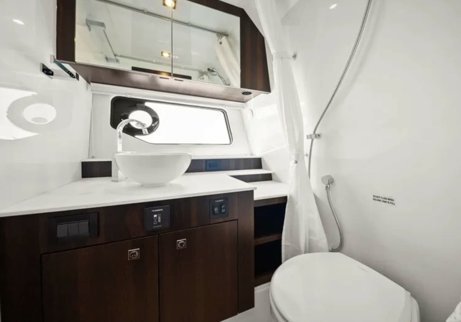 2024 Cruisers Yachts 42 GLS OB