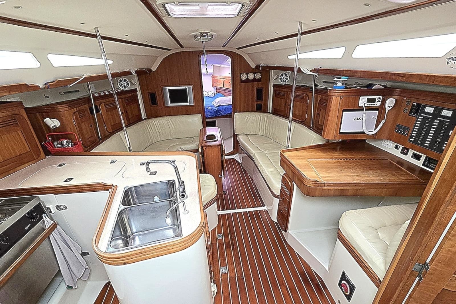 2004 C&C 121 - Photo 4
