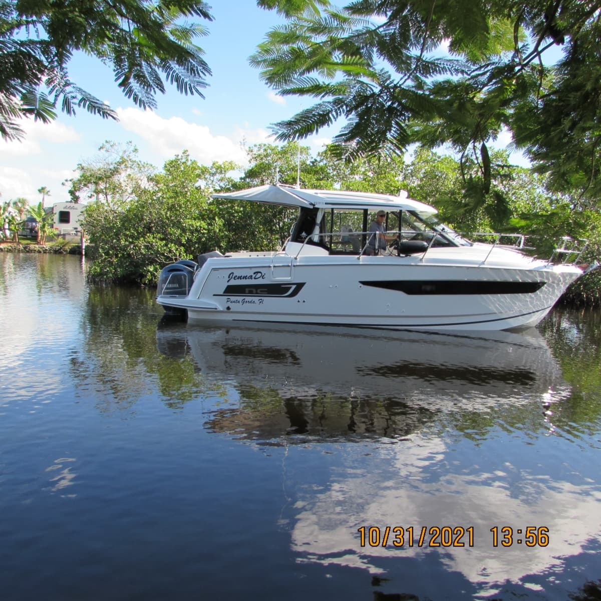 2021 Jeanneau 895 - Photo 2