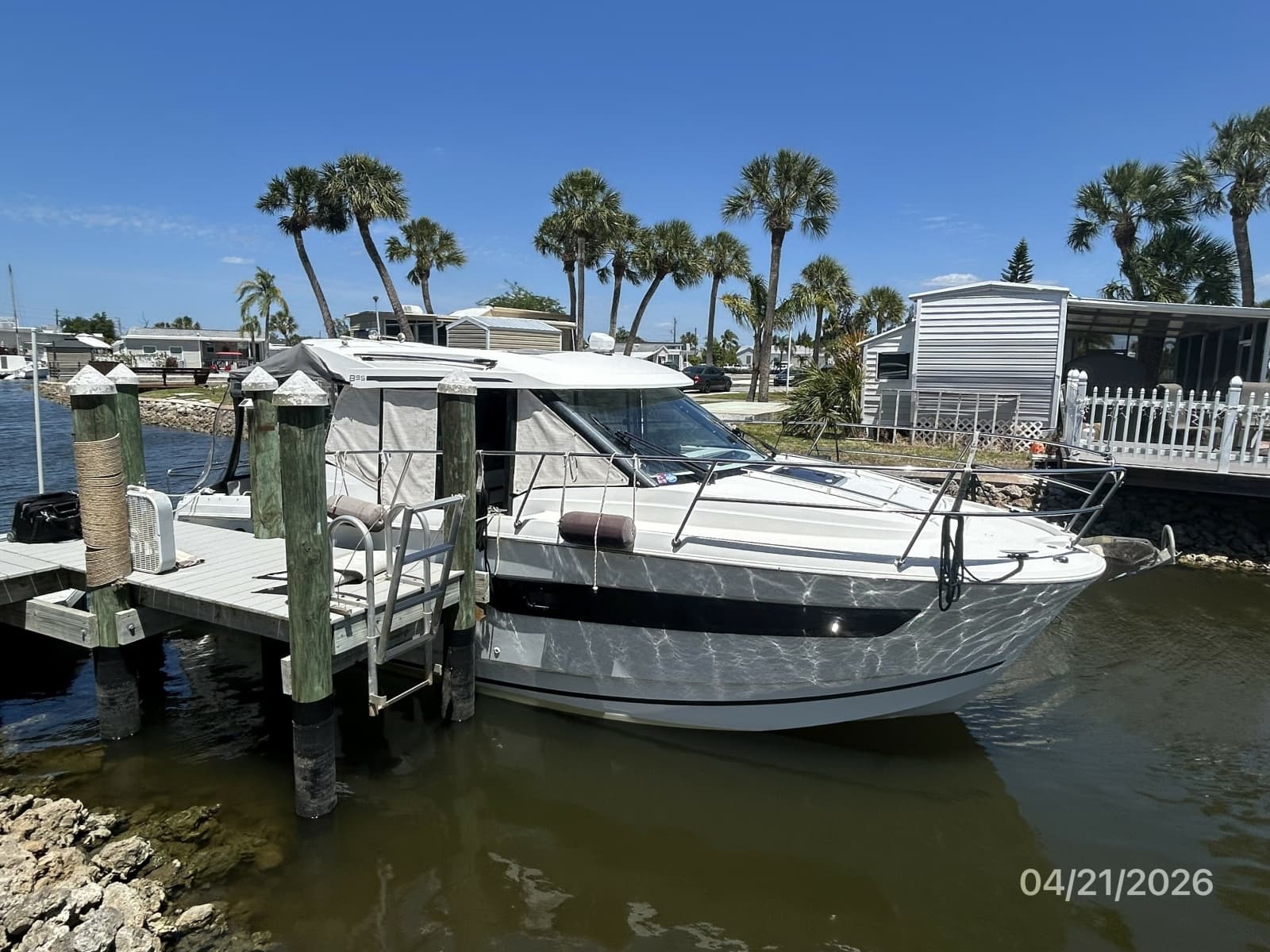 2021 Jeanneau 895 - Photo 4