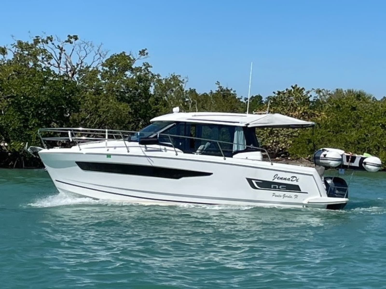 2021 Jeanneau 895 - Photo 1