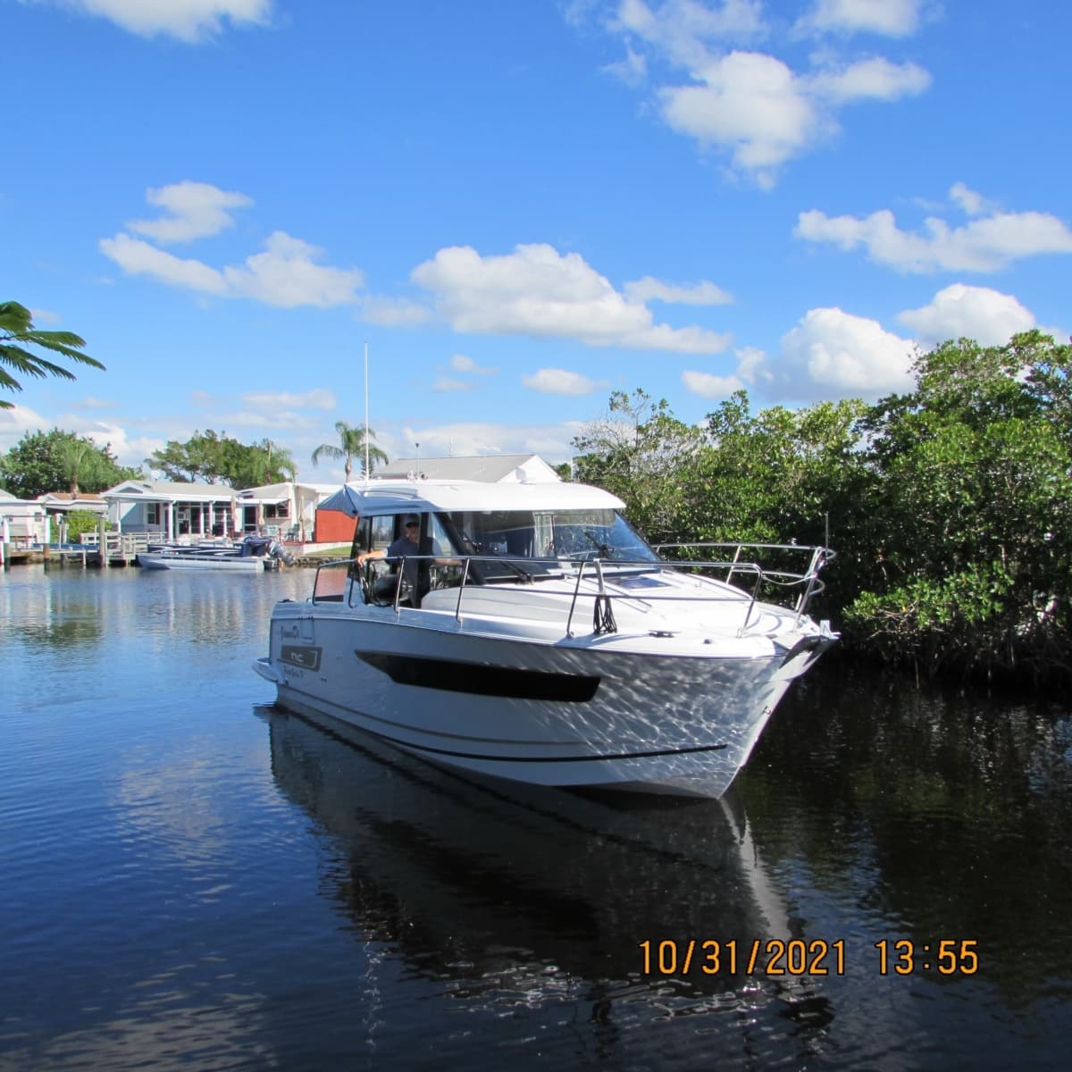 2021 Jeanneau 895 - Photo 3