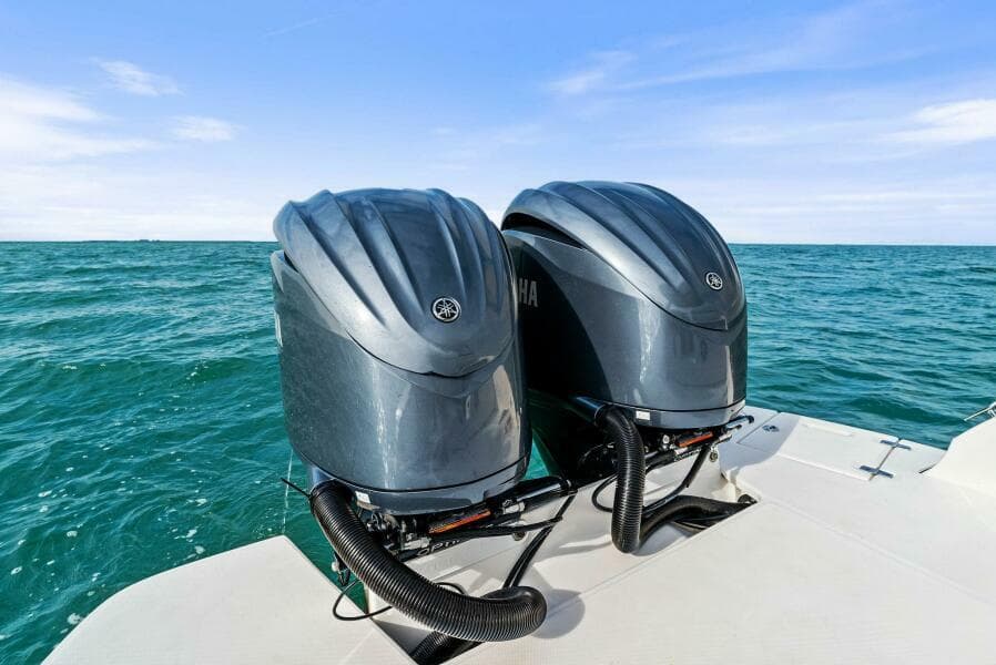 2023 Regal 29 OBX - Photo 6