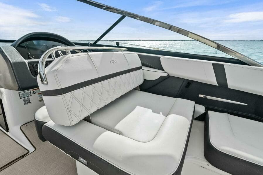 2023 Regal 29 OBX - Photo 3
