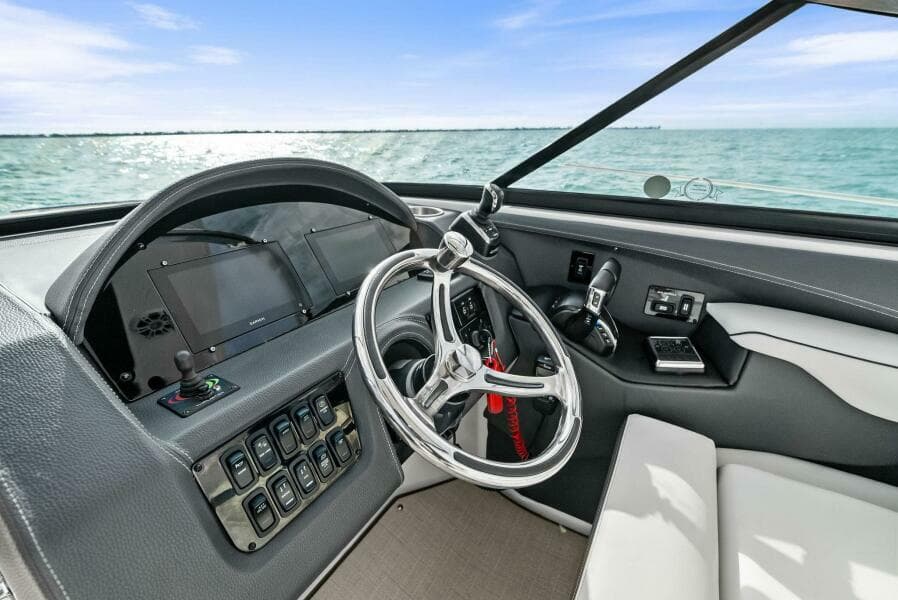2023 Regal 29 OBX - Photo 18