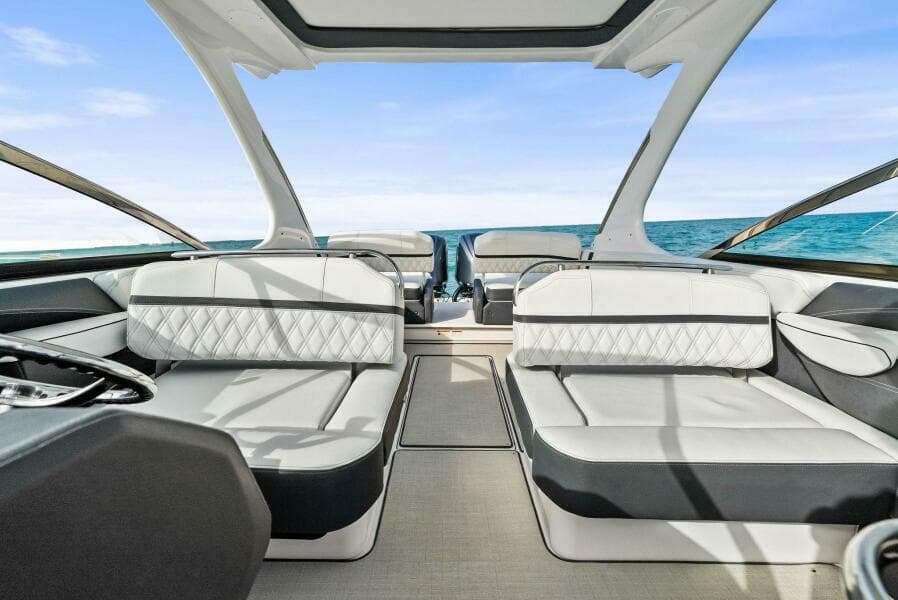 2023 Regal 29 OBX - Photo 15