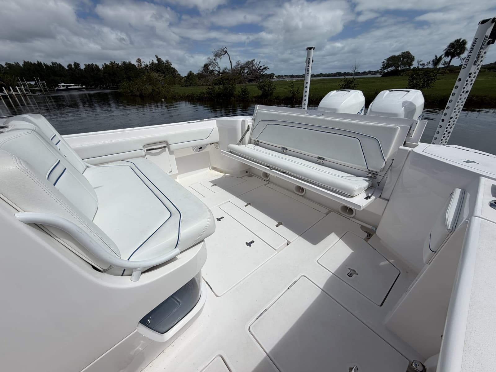 2021 Intrepid 345 Nomad FE - Photo 4