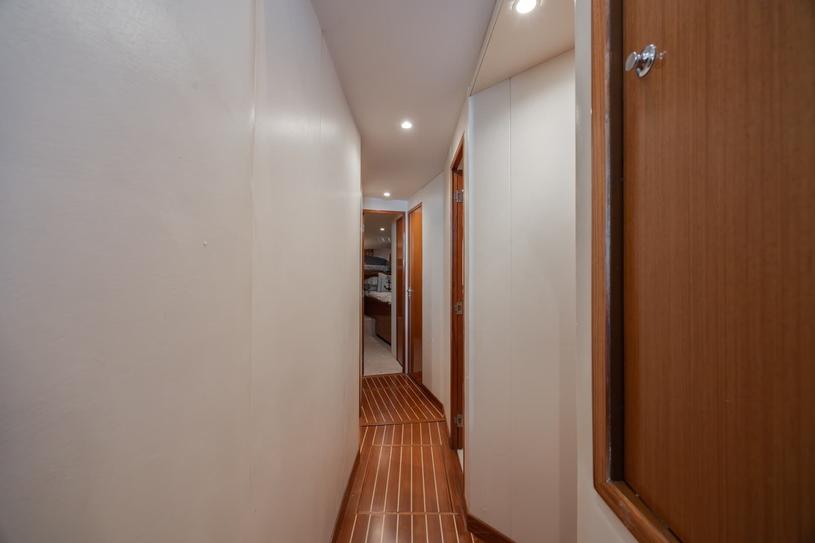 2000 Viking 55 Convertible