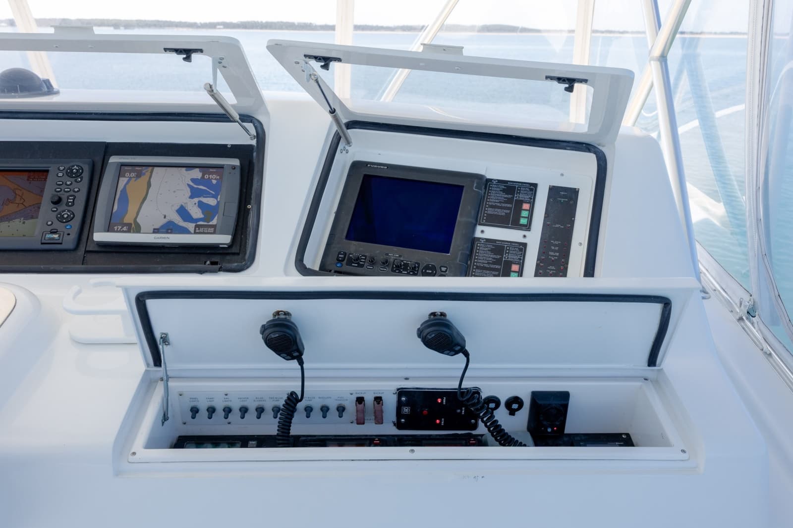 2000 Viking 55 Convertible