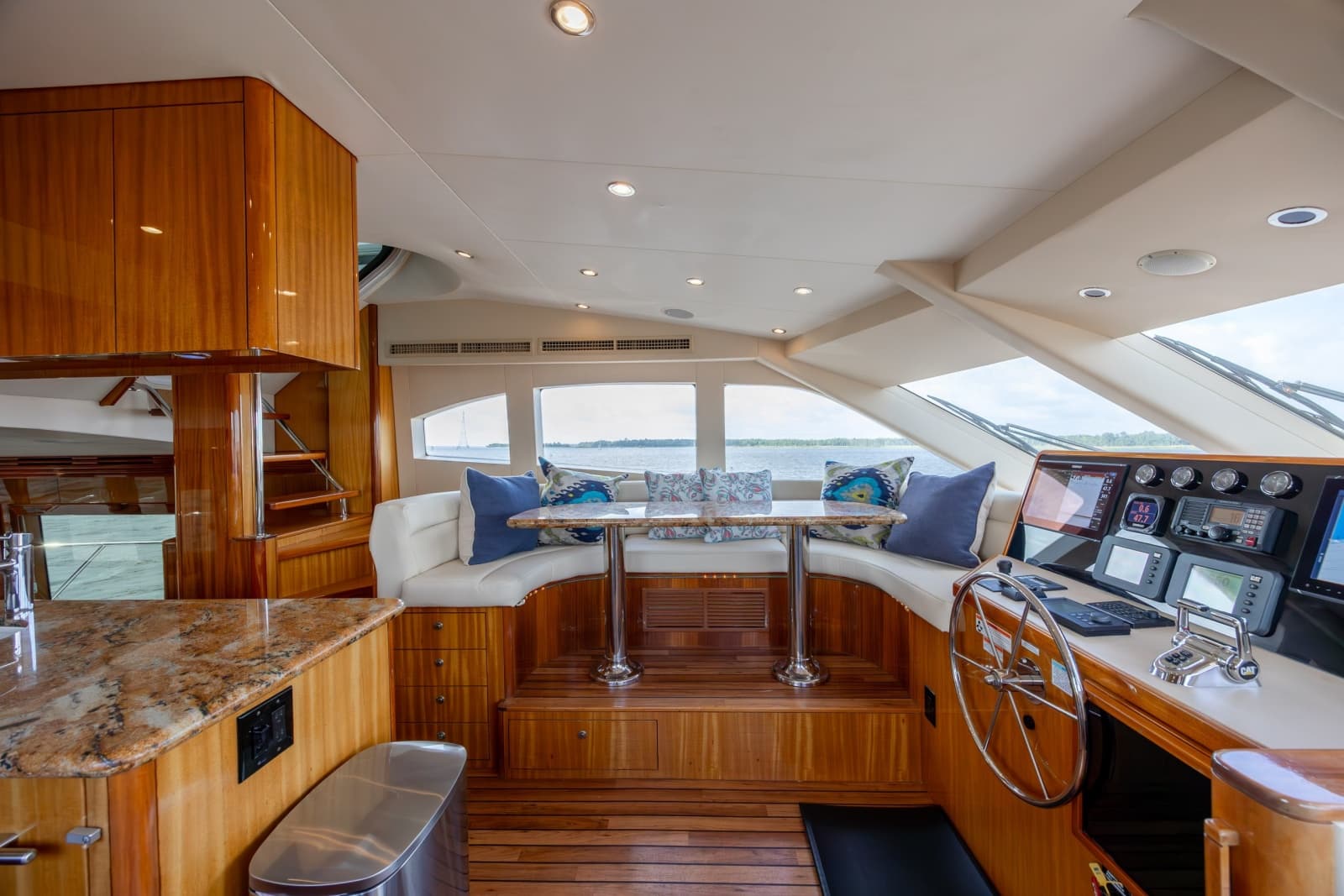 2008 Hatteras Motor Yacht - Photo 87