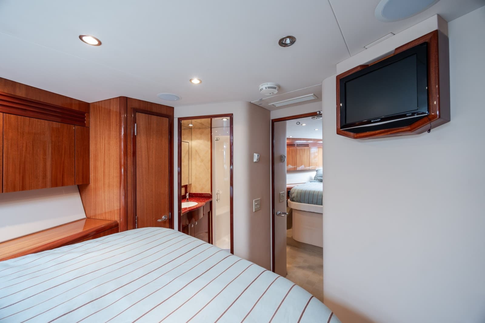 2008 Hatteras Motor Yacht - Photo 70