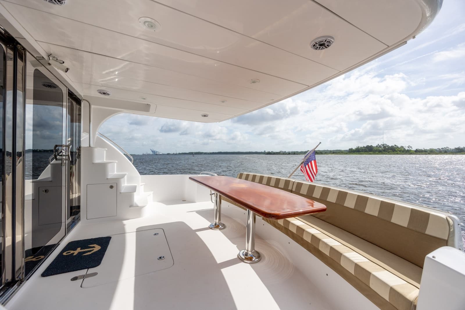 2008 Hatteras Motor Yacht - Photo 98