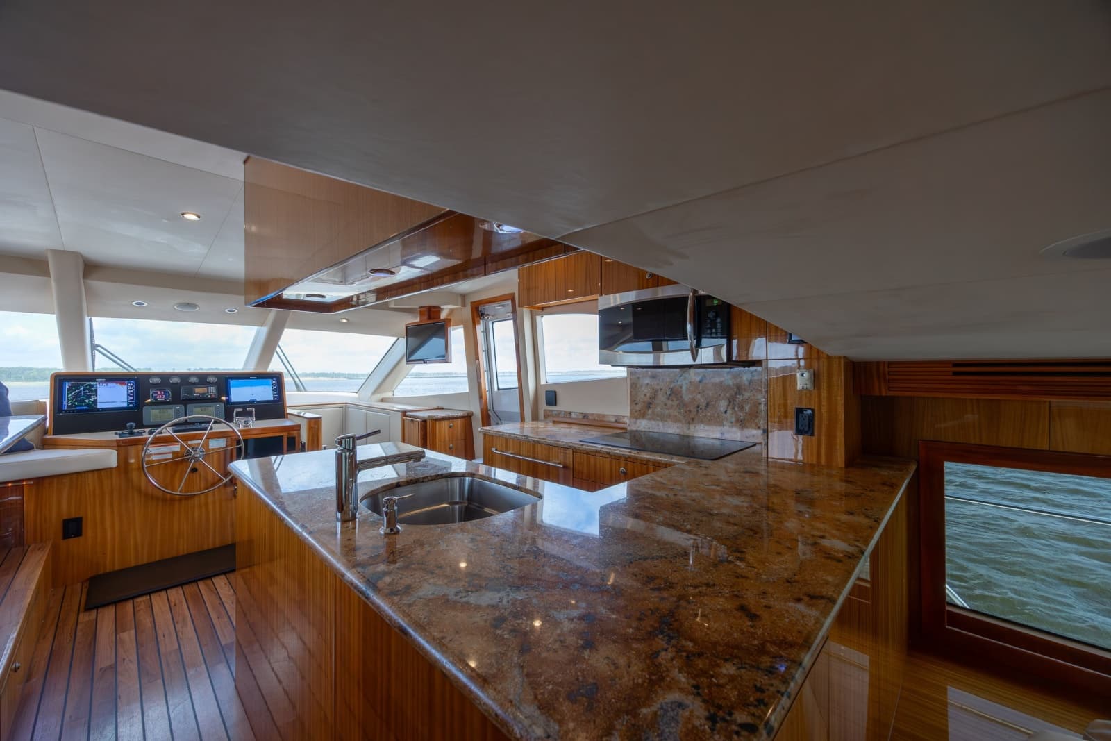 2008 Hatteras Motor Yacht - Photo 83