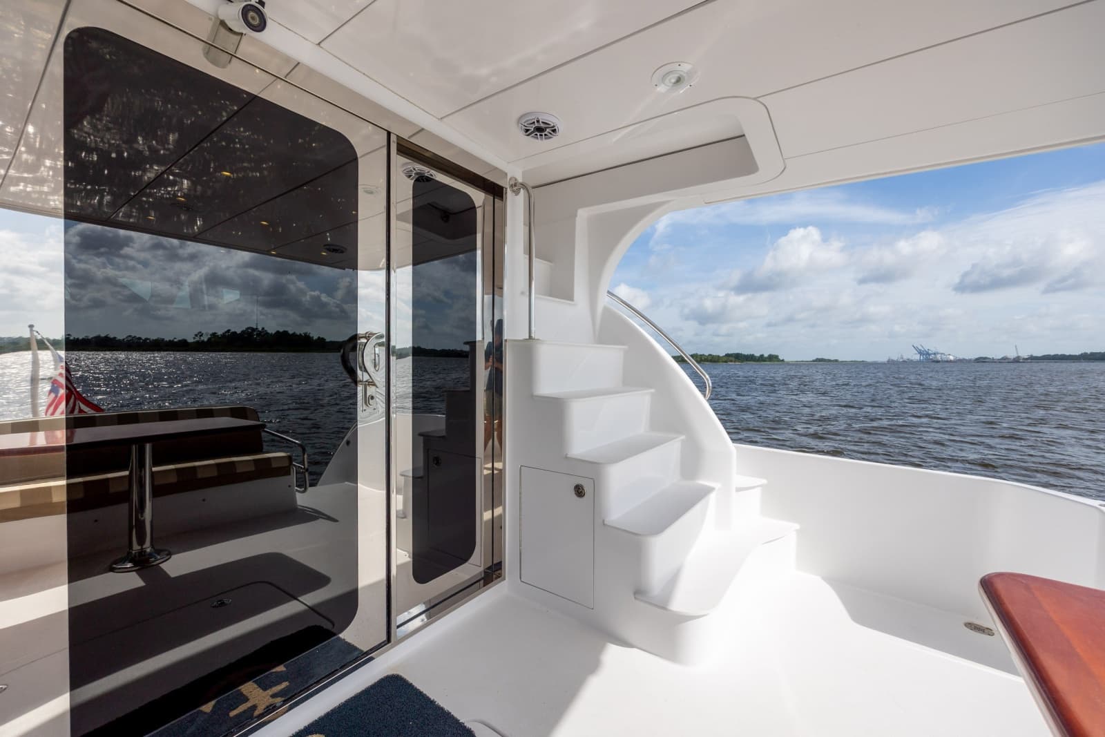 2008 Hatteras Motor Yacht - Photo 99