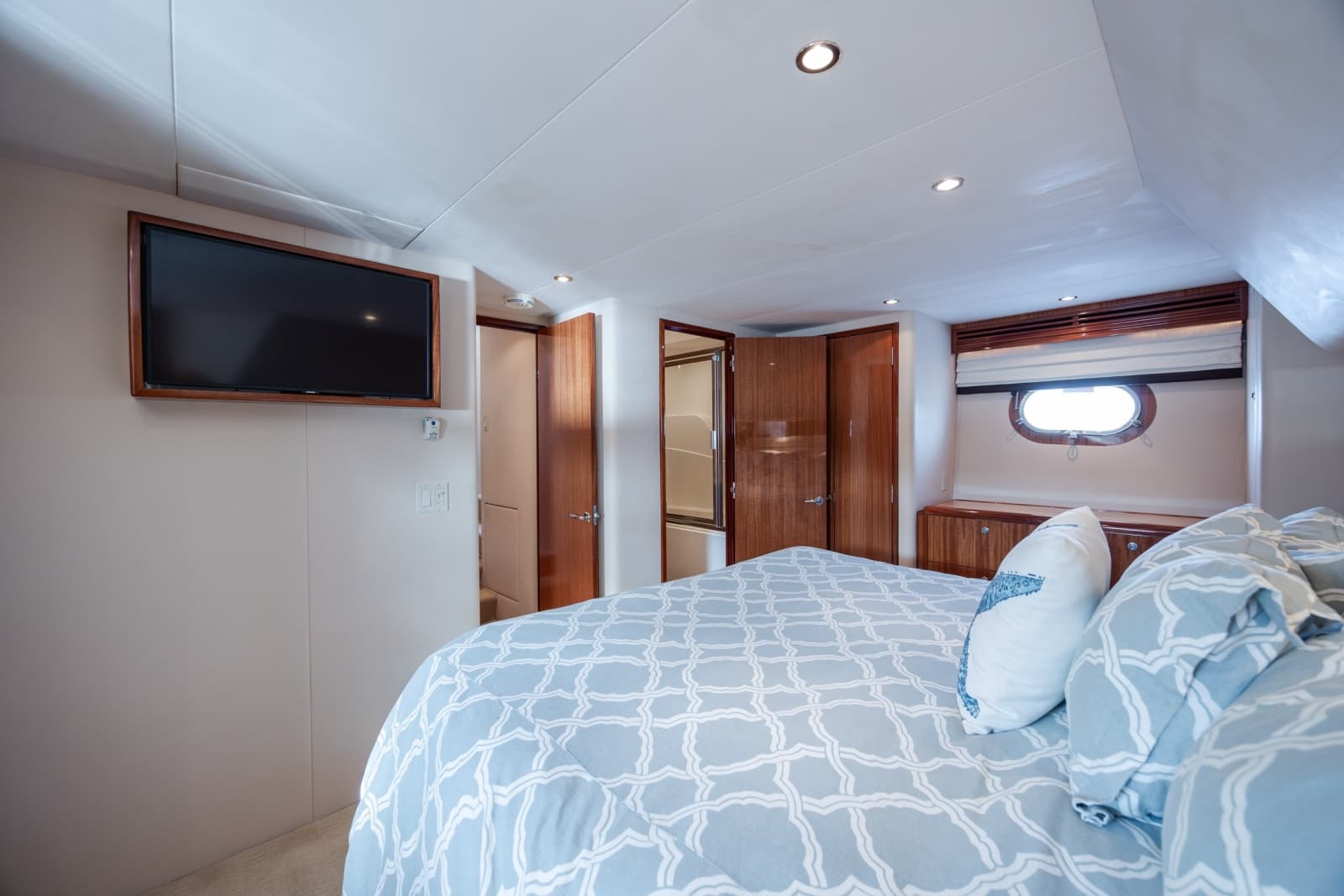2008 Hatteras Motor Yacht - Photo 50