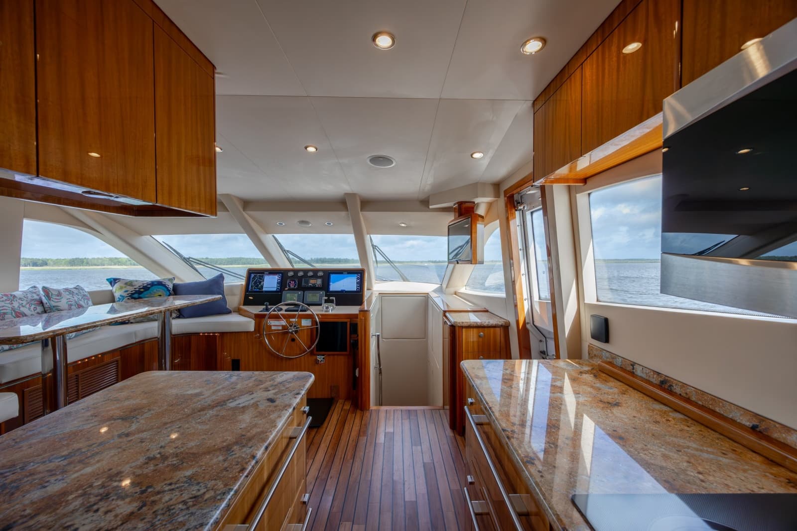 2008 Hatteras Motor Yacht - Photo 94