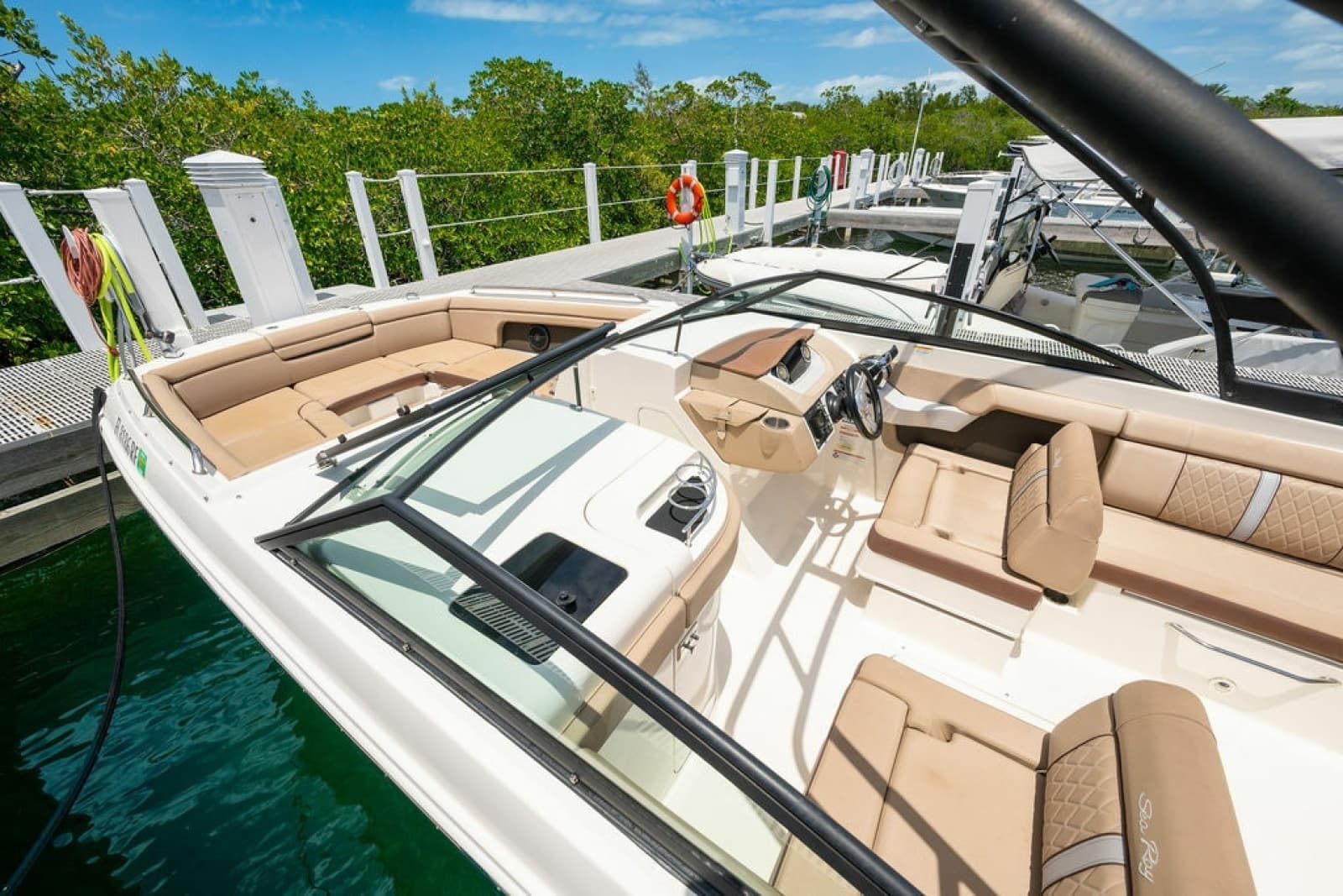 2016 Sea Ray SDX