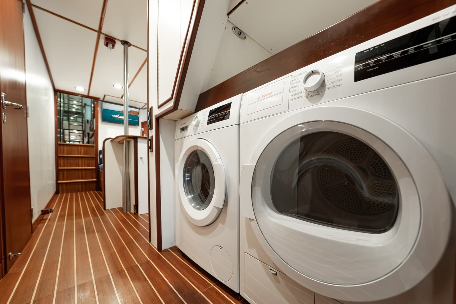 1971 Feadship  - Photo 59