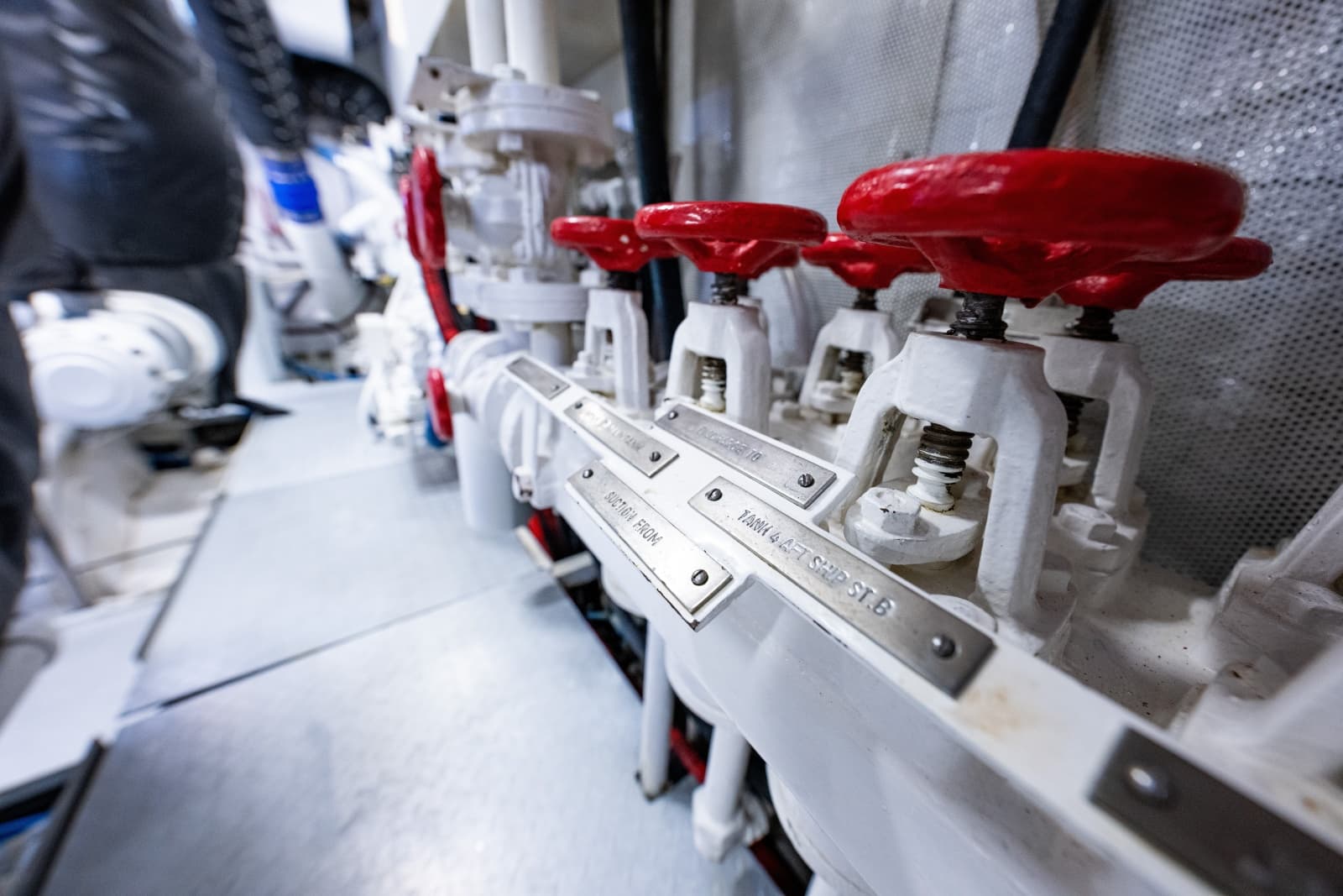 1971 Feadship  - Photo 63