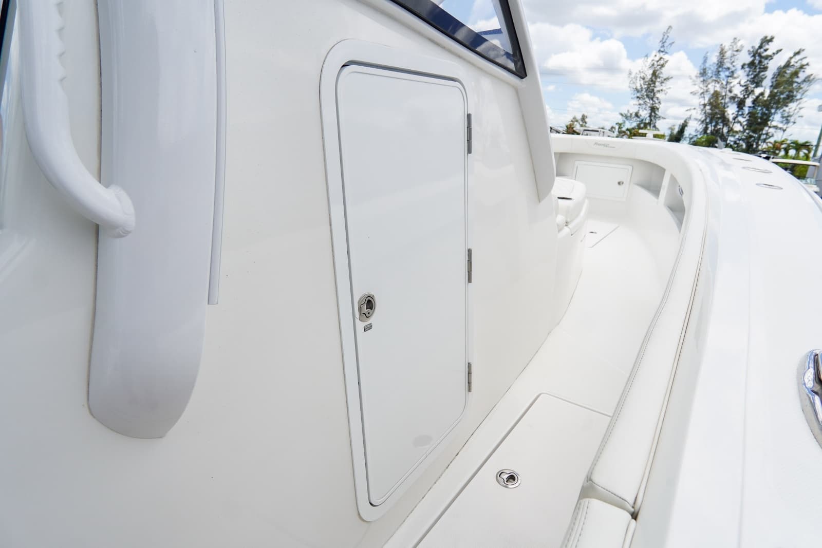 2024 Front Runner CC