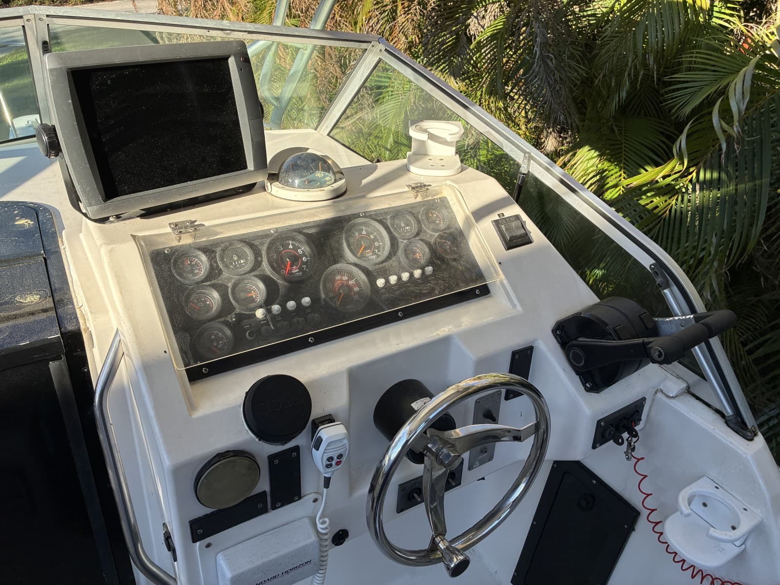 1997 Hydra-Sports 2750 WA