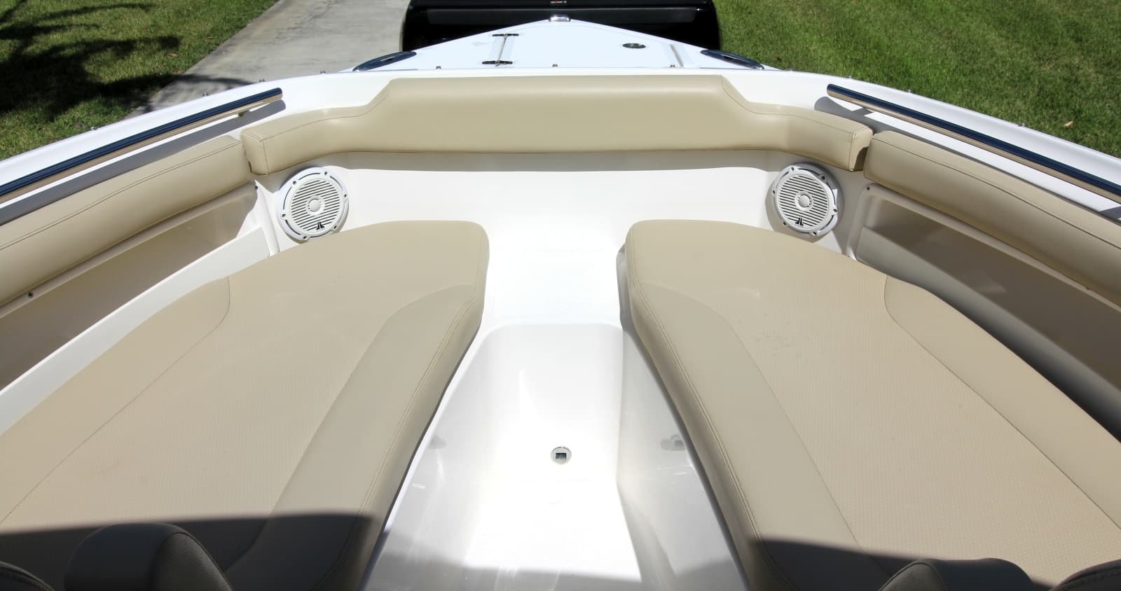 2019 Pursuit DC 266 - Photo 13