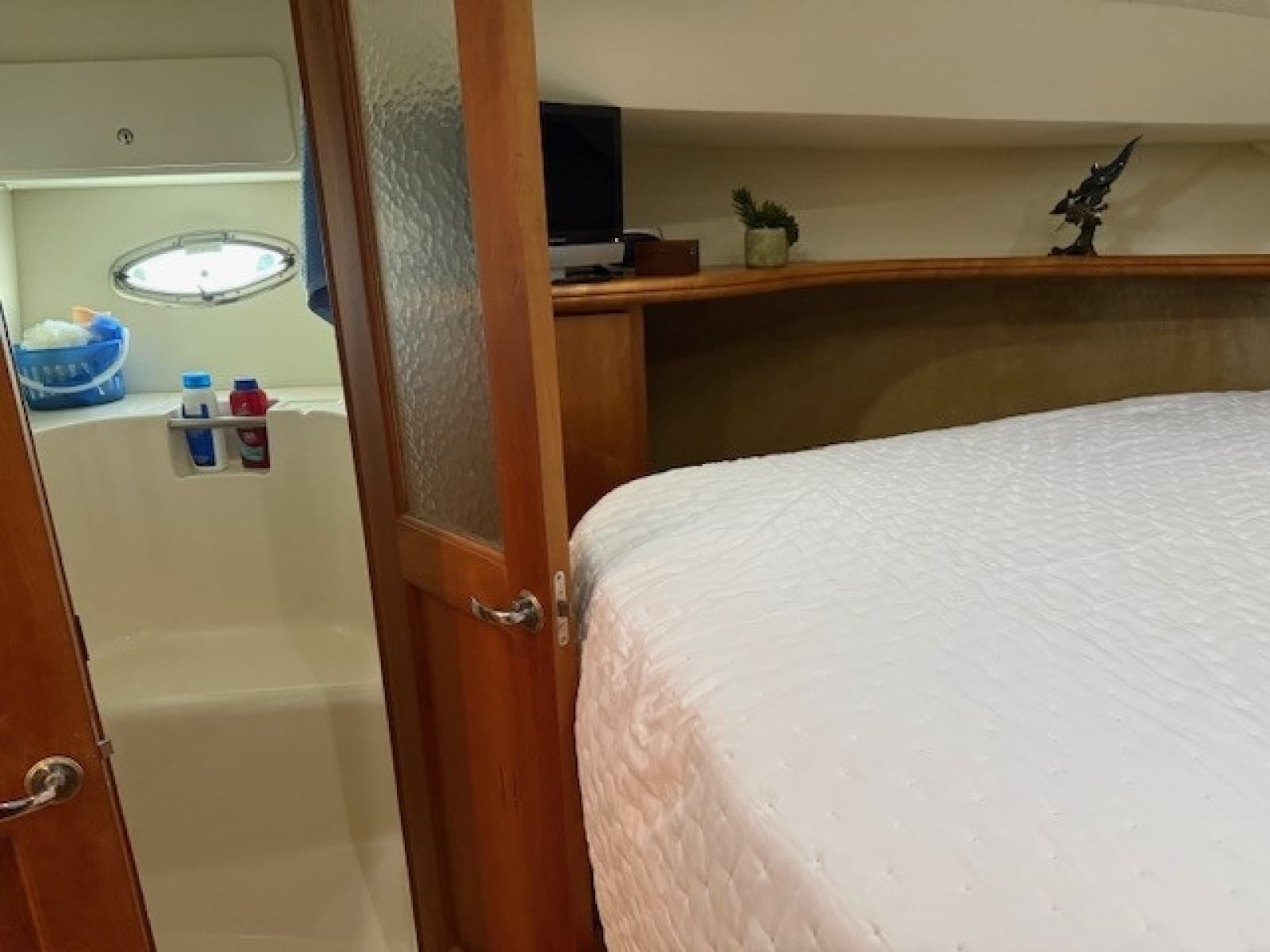 2001 Silverton 42 Convertible