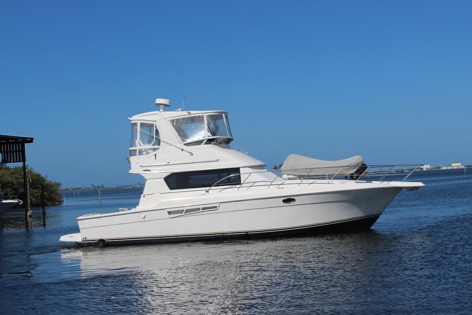 2001 Silverton 42 Convertible