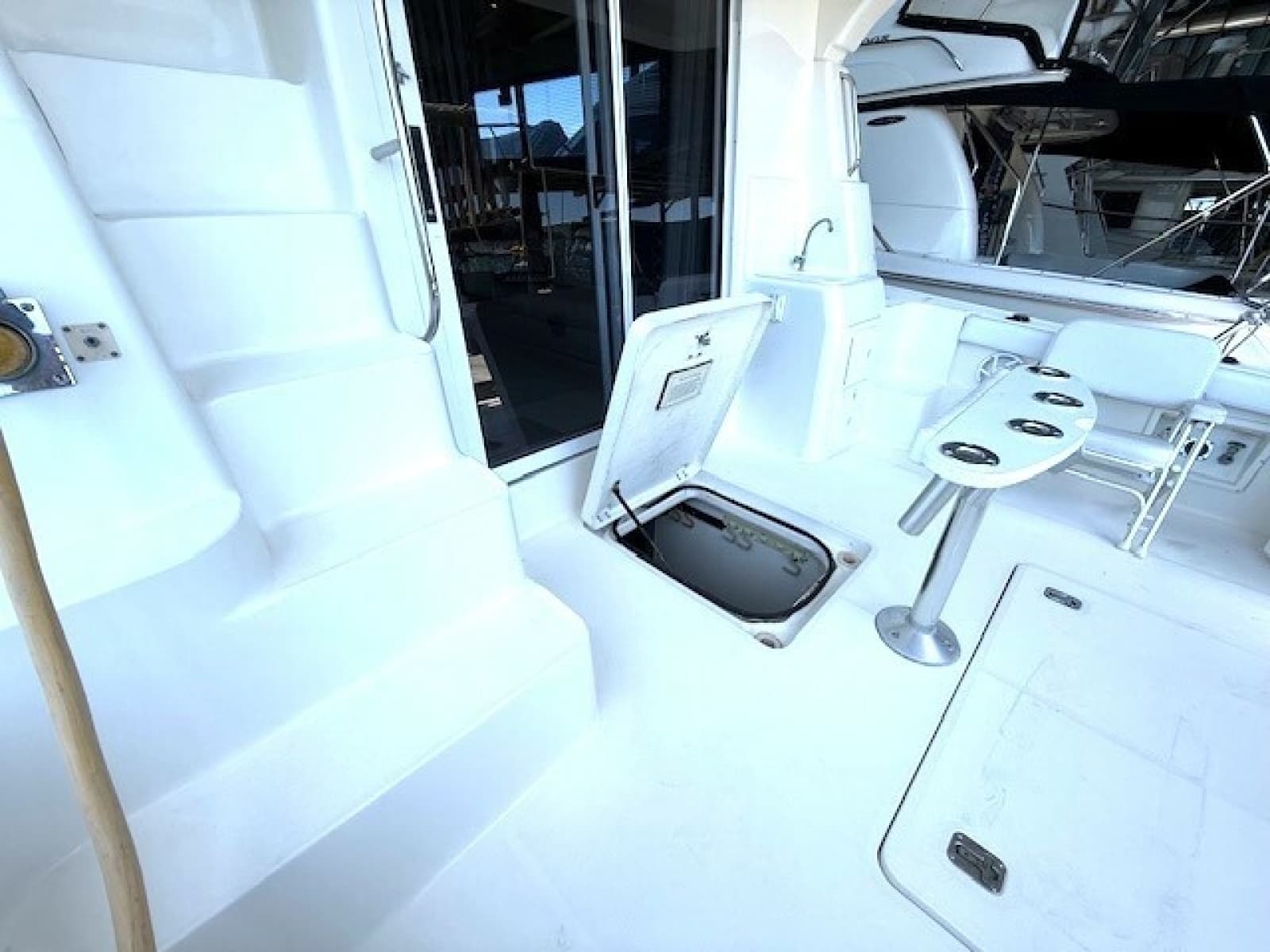 2001 Silverton 42 Convertible