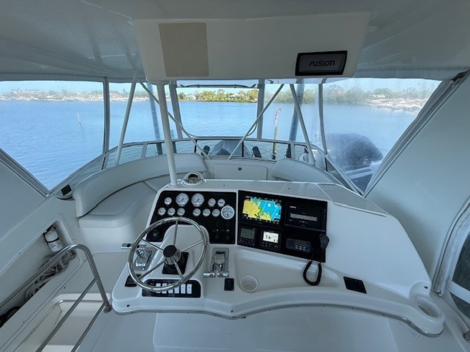 2001 Silverton 42 Convertible