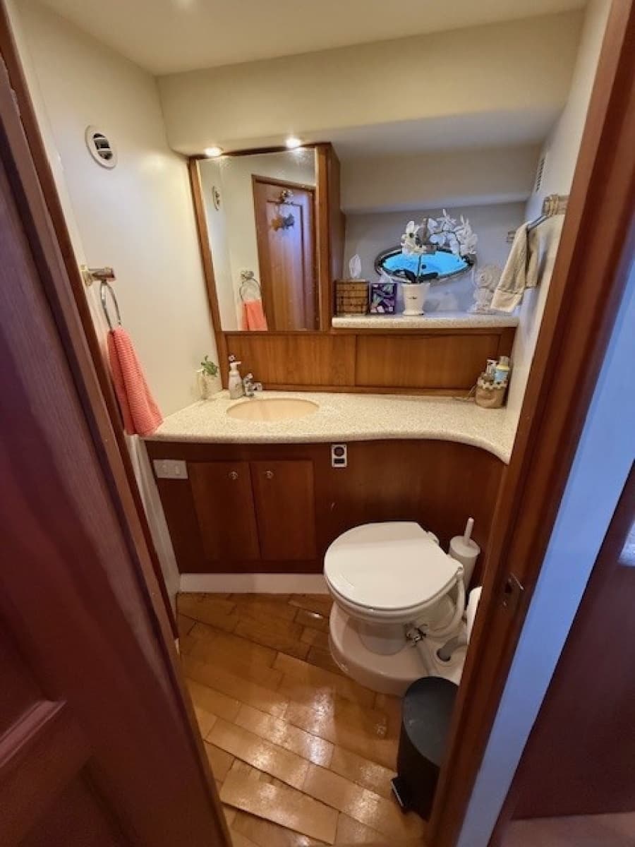 2001 Silverton 42 Convertible