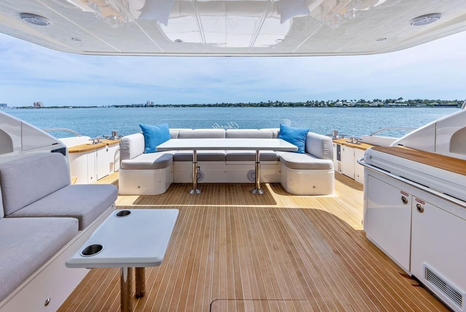 2013 Princess 78 - Photo 24
