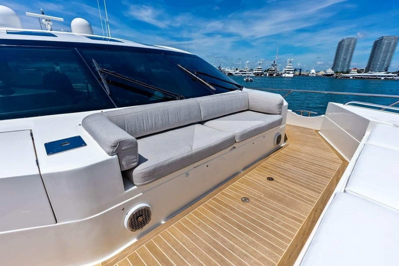 2013 Princess 78 - Photo 21