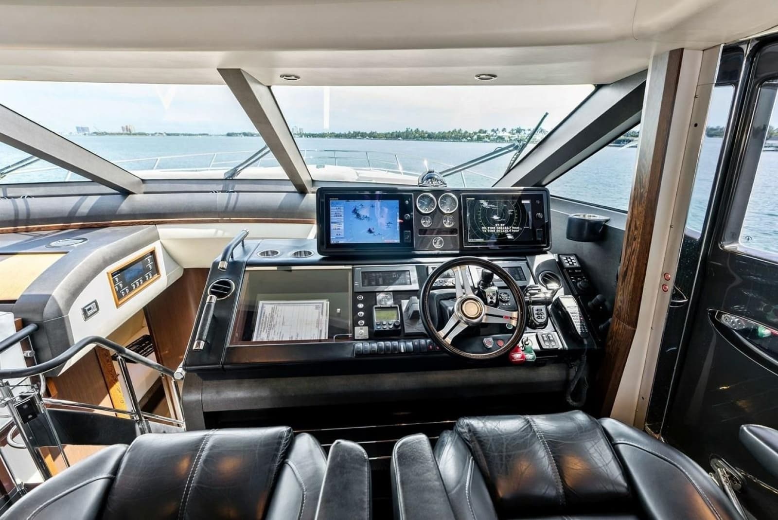2013 Princess 78 - Photo 29