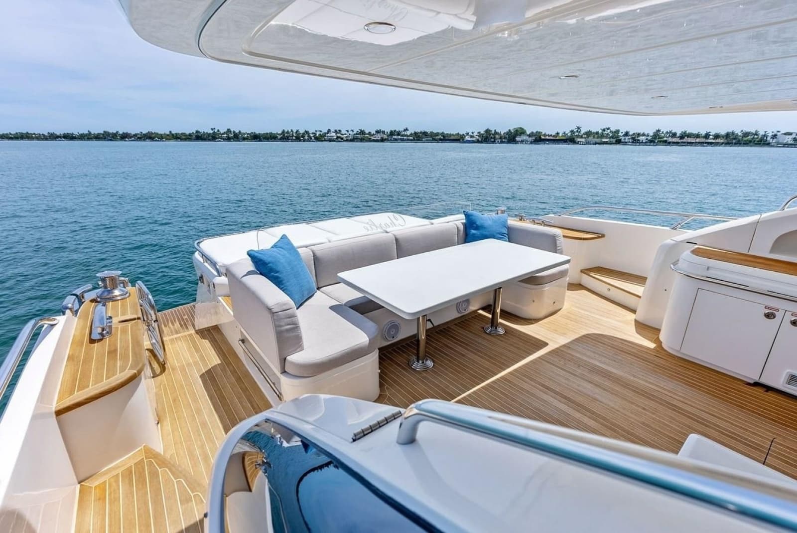 2013 Princess 78 - Photo 25