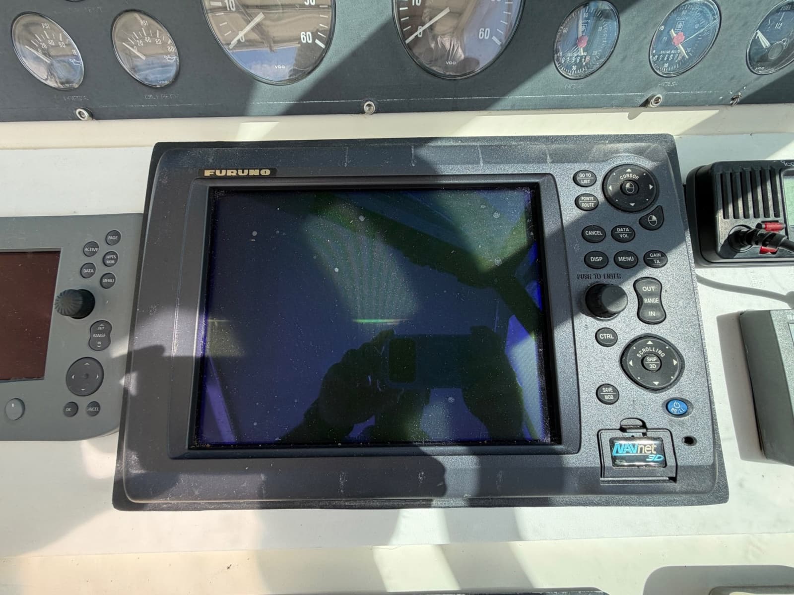 1997 Pursuit 3100 Express - Photo 18