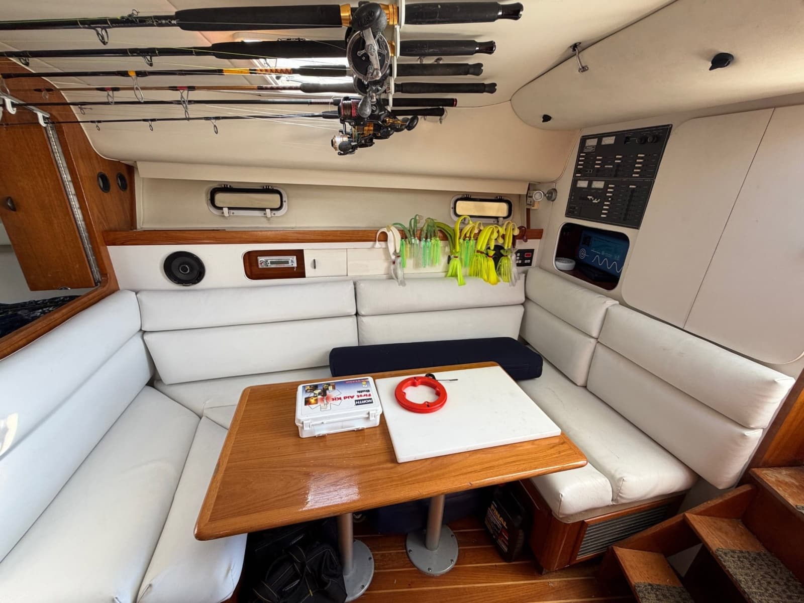 1997 Pursuit 3100 Express - Photo 20