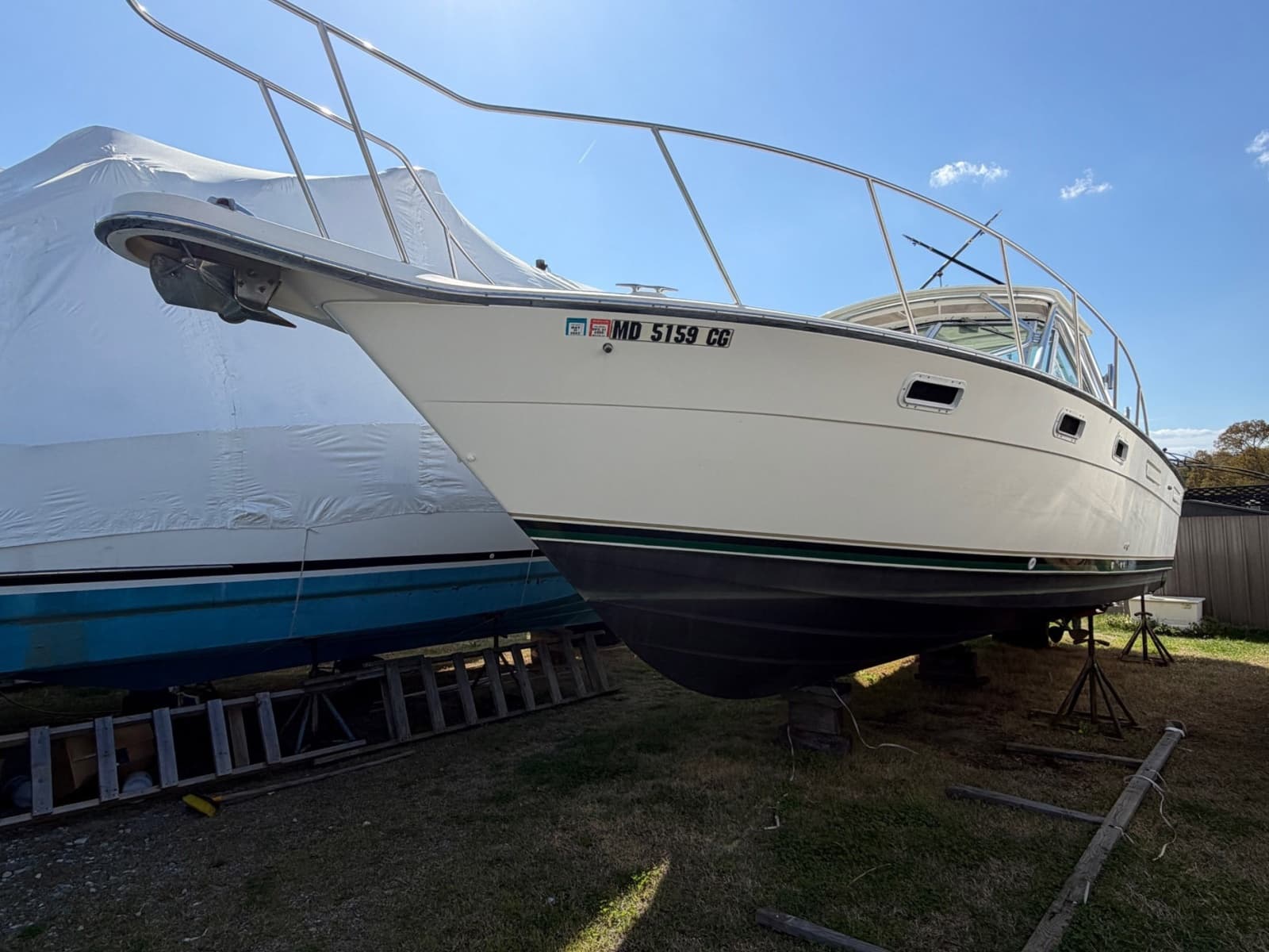 1997 Pursuit 3100 Express - Photo 1