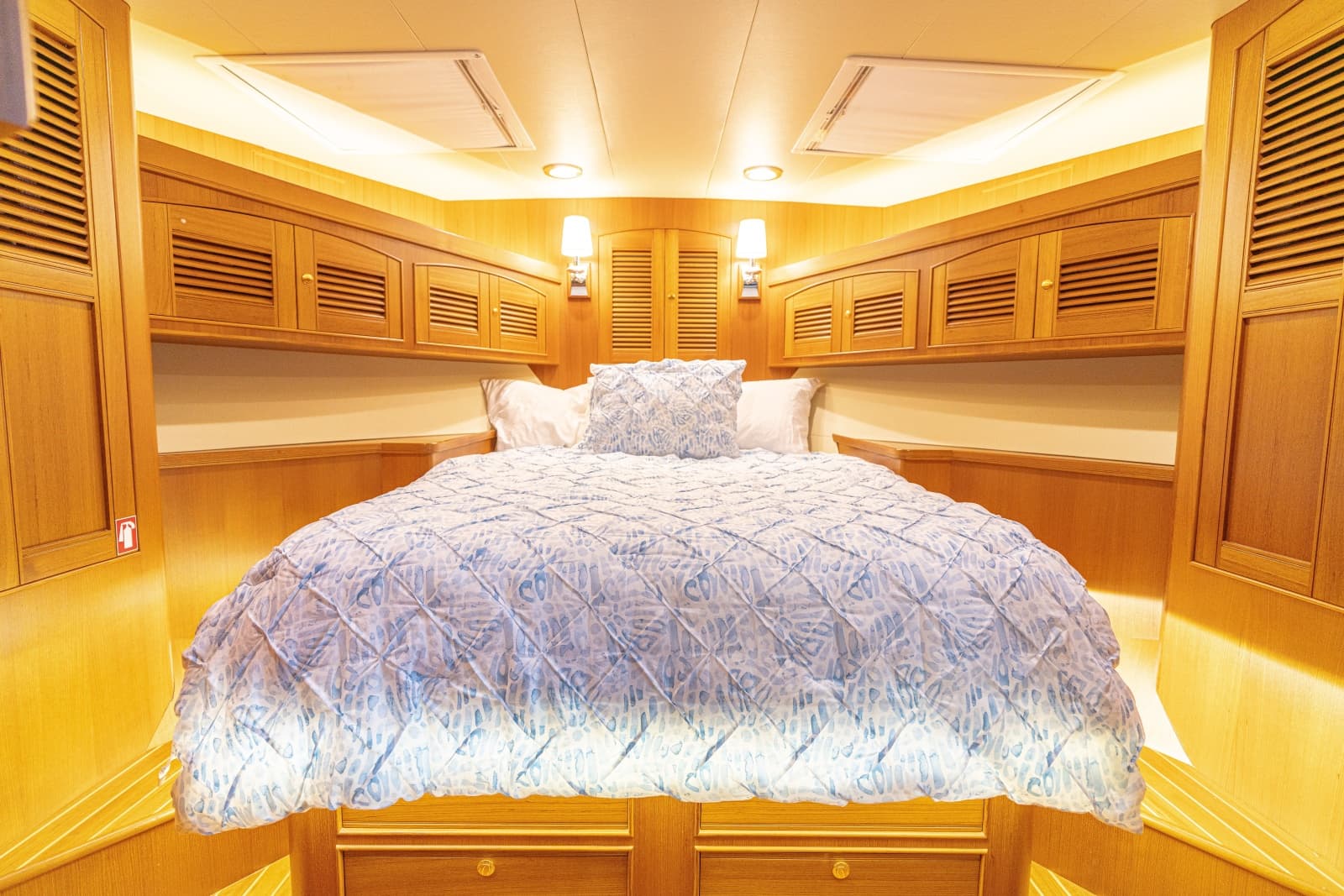 2015 Marlow Explorer 58E - Photo 23