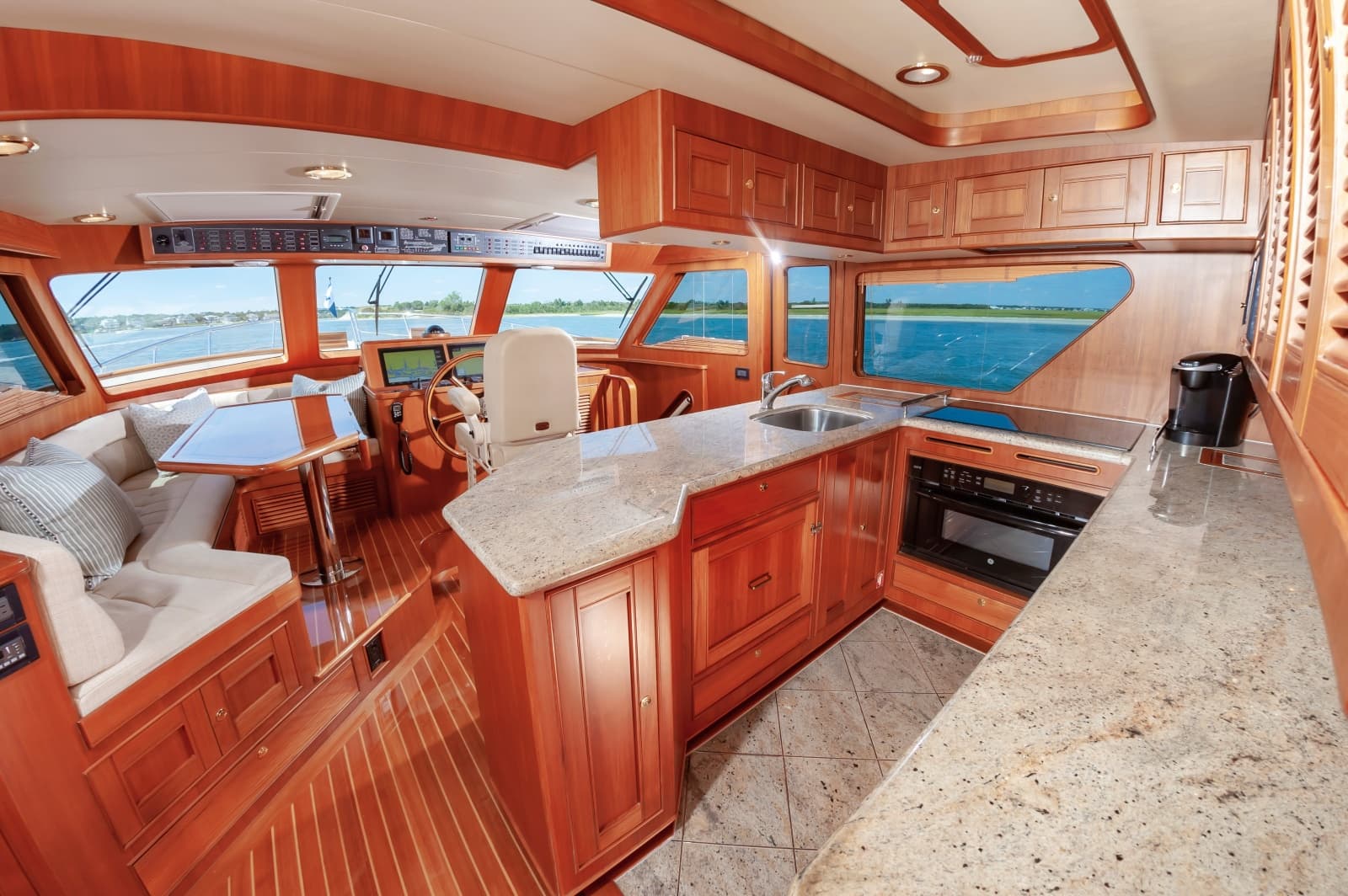 2015 Marlow Explorer 58E - Photo 13