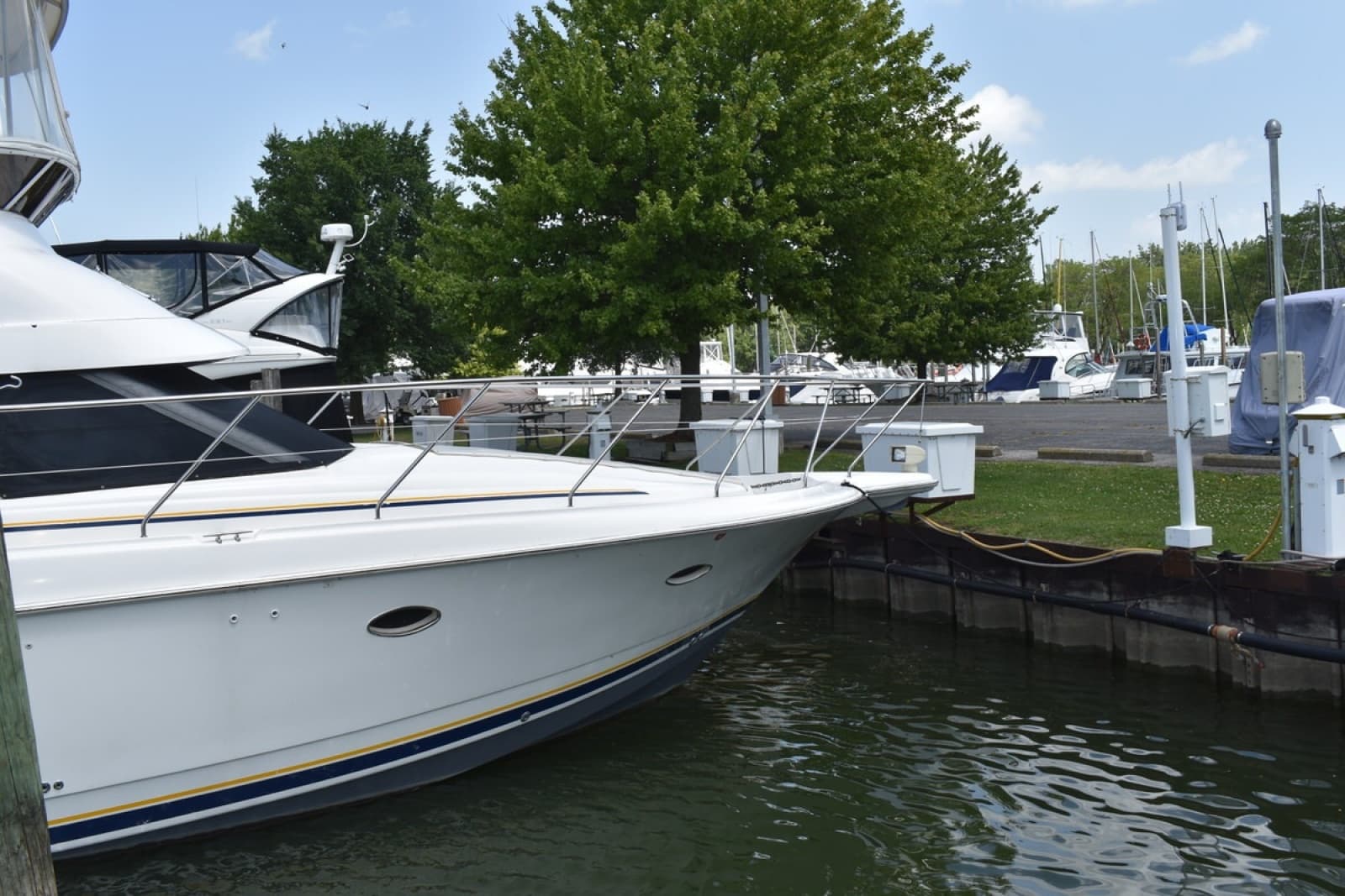 1999 Silverton 422 - Photo 7