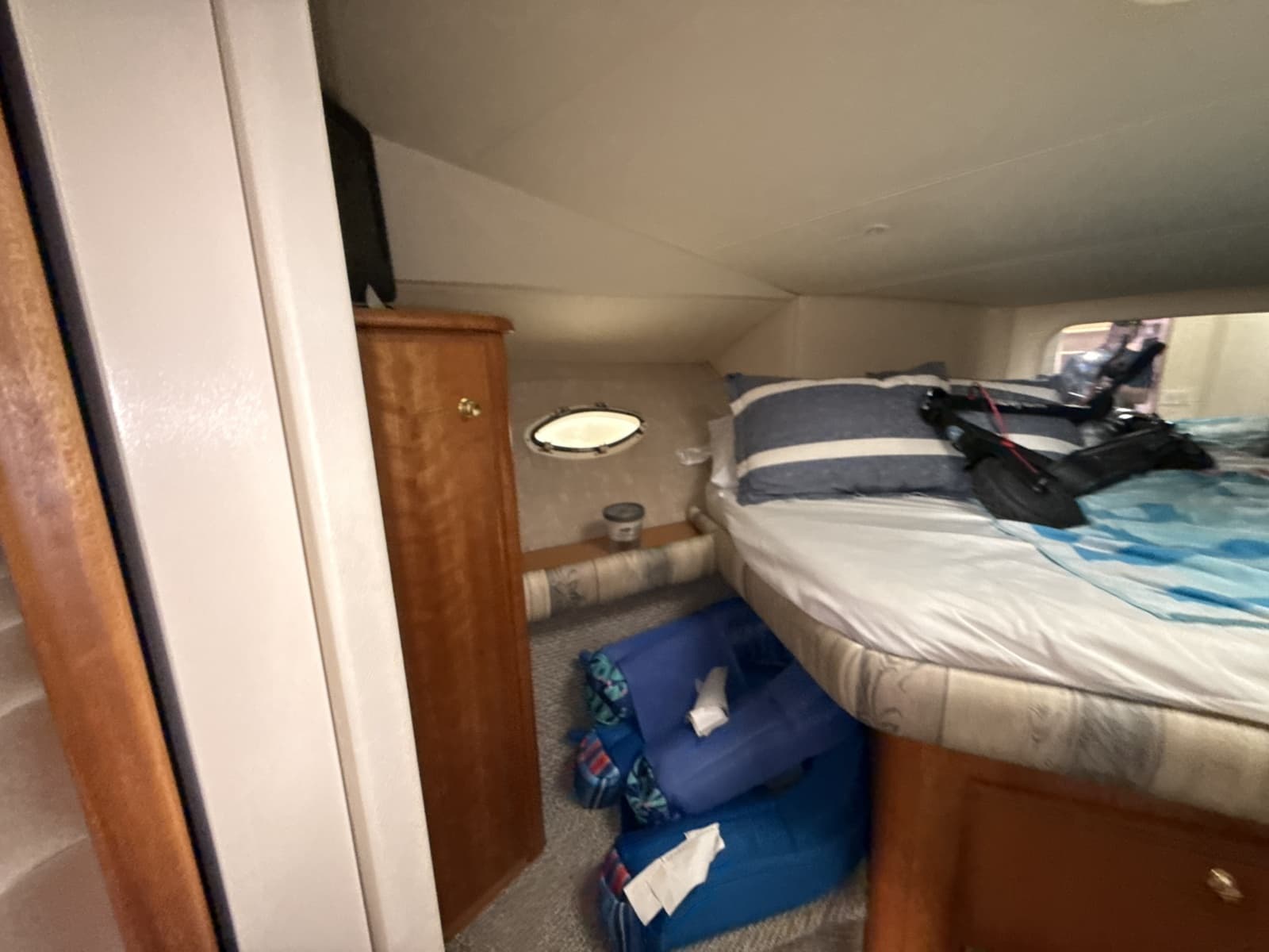 1999 Silverton 422 - Photo 68