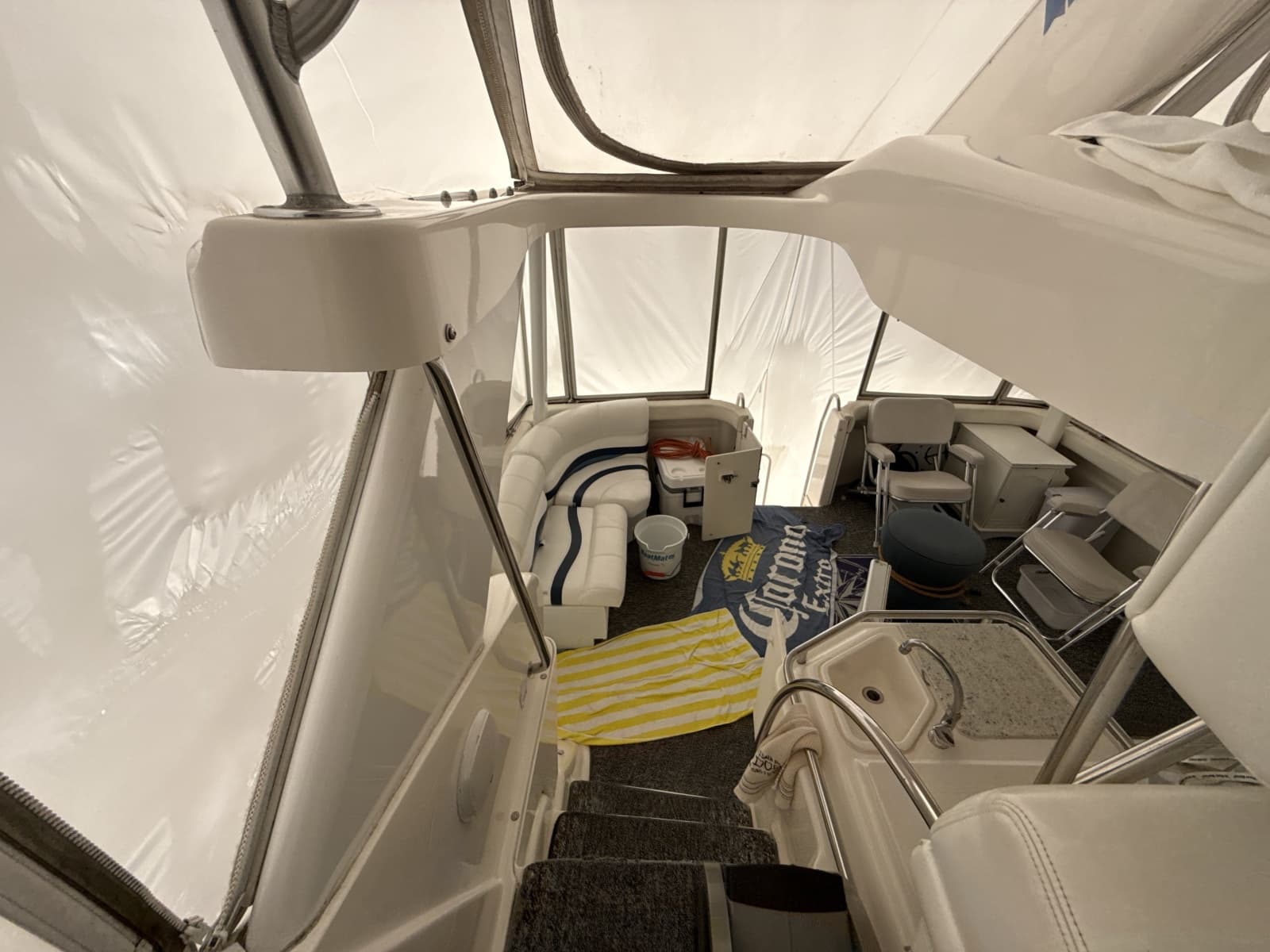 1999 Silverton 422 - Photo 21