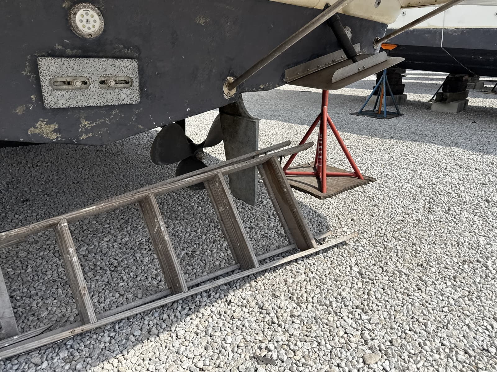 1999 Silverton 422 - Photo 163